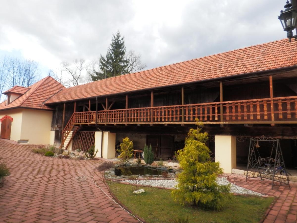 Zamecek Zdiky - Zamecky Apartman Bujanov Kültér fotó